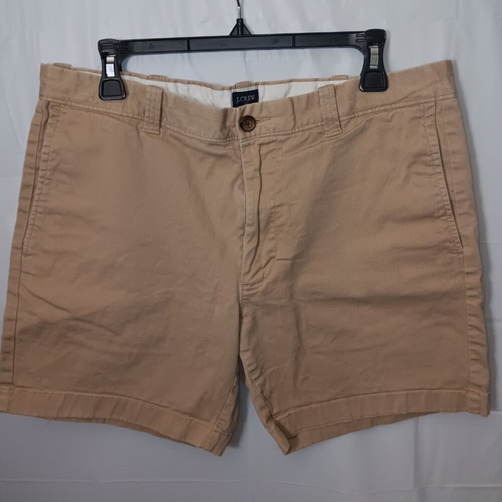 J.CREW 7" INSEAM COTTON KHAKI SHORTS - Picture 7 of 8